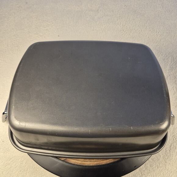 Wolfgang Puck 16" Turkey Roaster Roasting Grey Non-Stick Pan 16 x12 - Picture 7 of 10